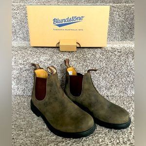 Blundstones boots rustic brown size 3 kids (us size)